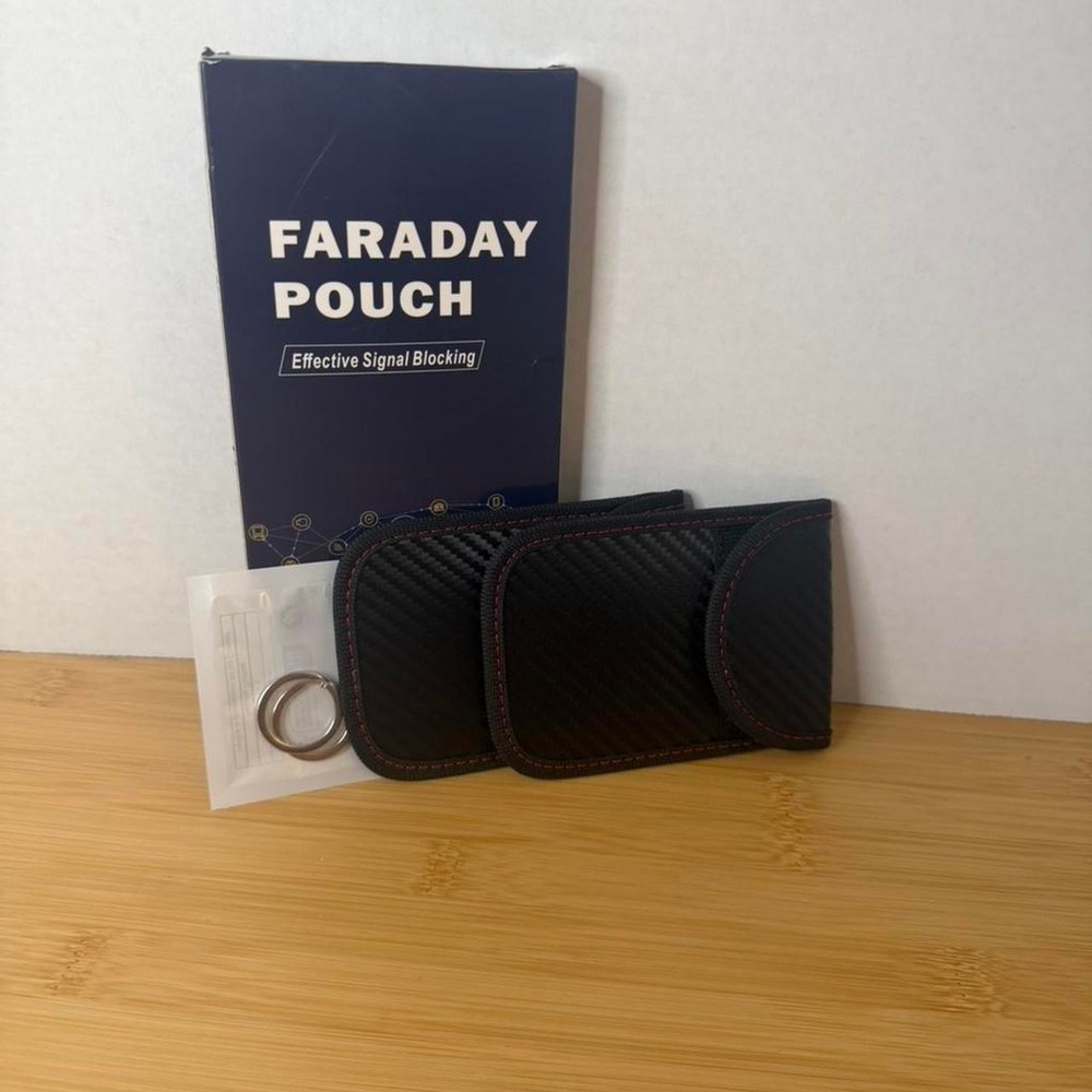 Faraday Pouch for Car Keys Black with carbon fiber texture